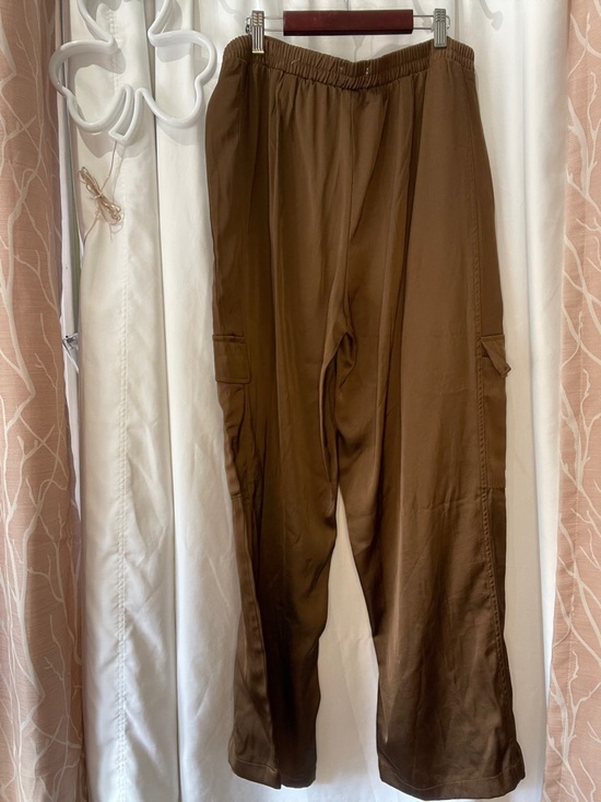 sofia by sofia vergara Brown Wide-Leg Cargo Pants - Picture 2 of 5